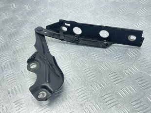 Петля капота 4G8823301E Audi A7