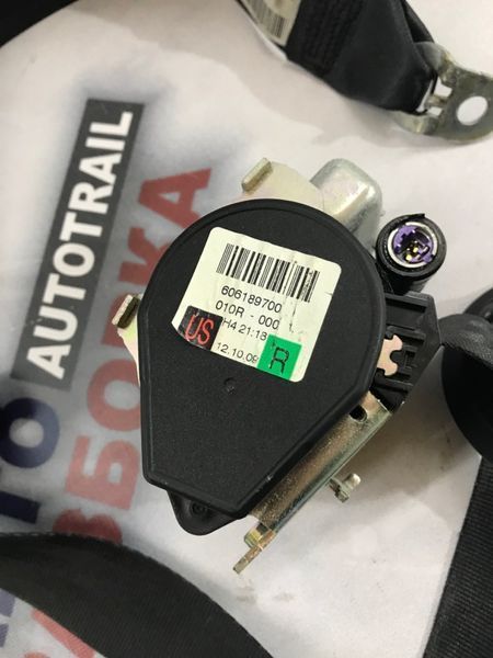 Ремень безопасности 606189700 Volkswagen CC