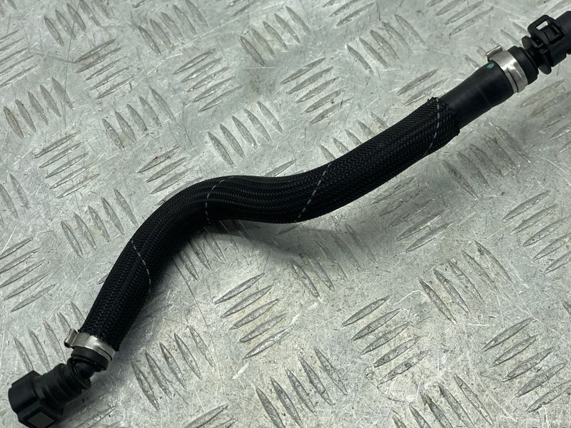 Вакуумний шланг 8W0611931AF Audi A4 Allroad