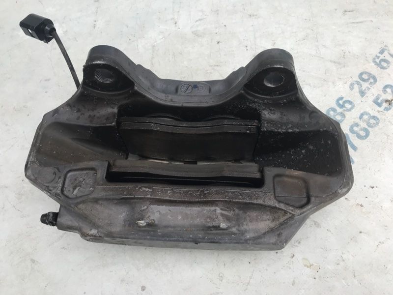 Суппорт тормозной 7P6615105AF Volkswagen Touareg