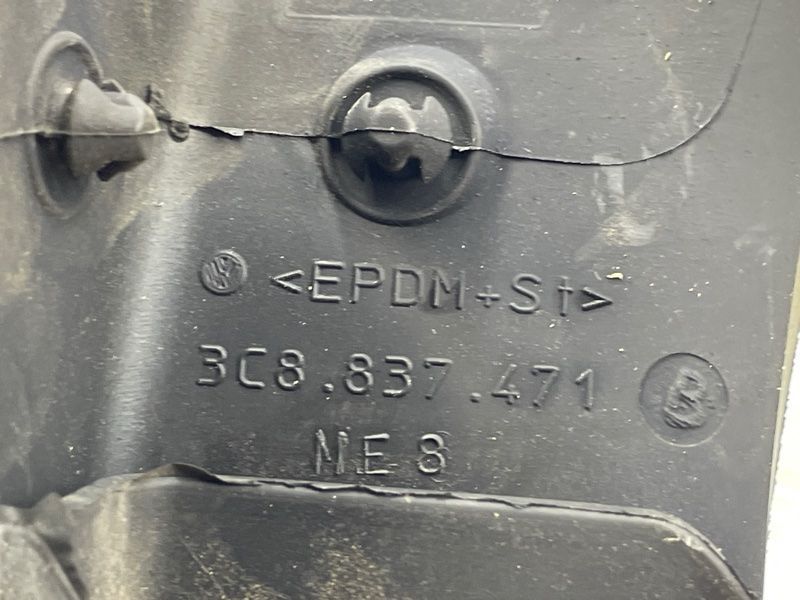 Уплотнитель паза стекла внутренний 3c8837471b Volkswagen CC