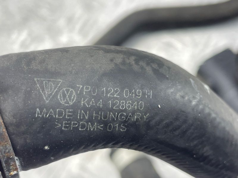 Шланг ОР з клапаном 7P0122049H Volkswagen Touareg