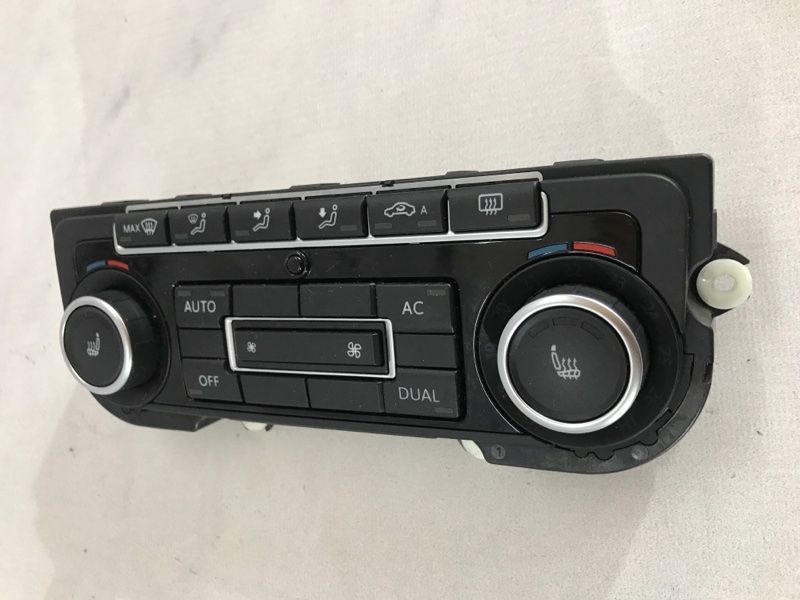 Панель керування клімат-контролем 5K0907044ESZJU Volkswagen Tiguan