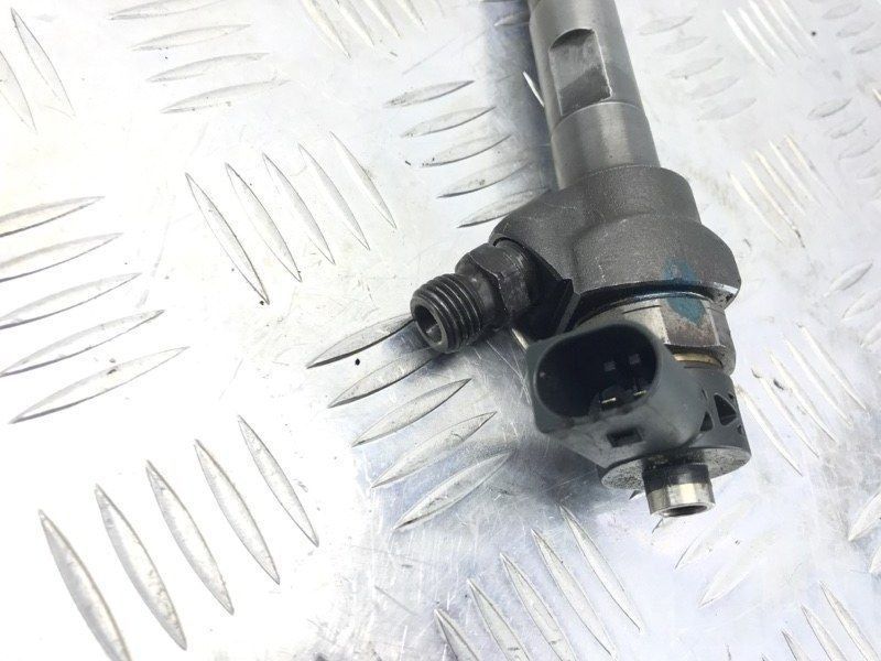 Паливна форсунка 03L130277J Audi A6