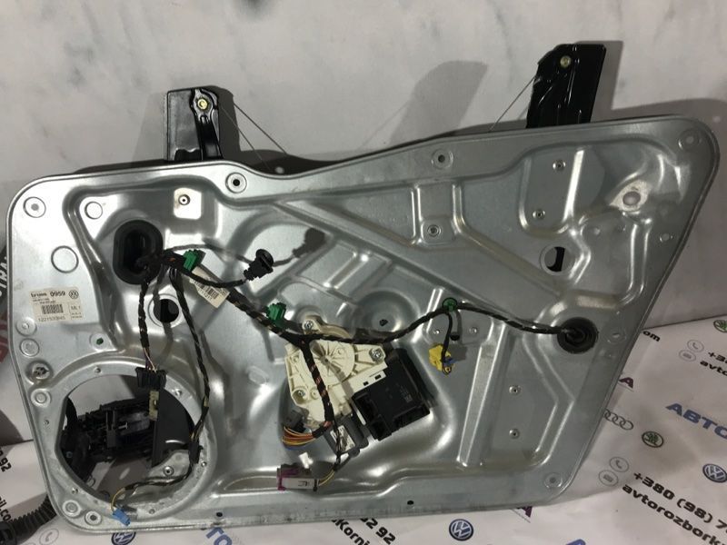 Склопідйомник 5N0959702F Volkswagen Tiguan