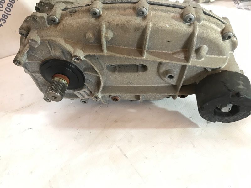 Роздаткова коробка 0BU341011R Volkswagen Touareg