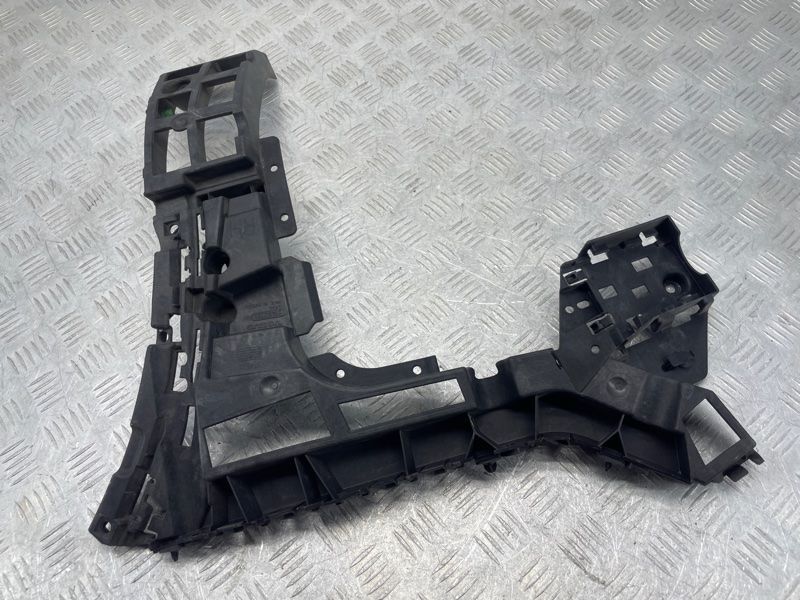Кронштейн заднего бампера 31407731 Volvo XC90