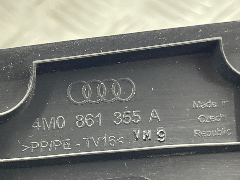 Накладка 4M0861355A4PK Audi Q7