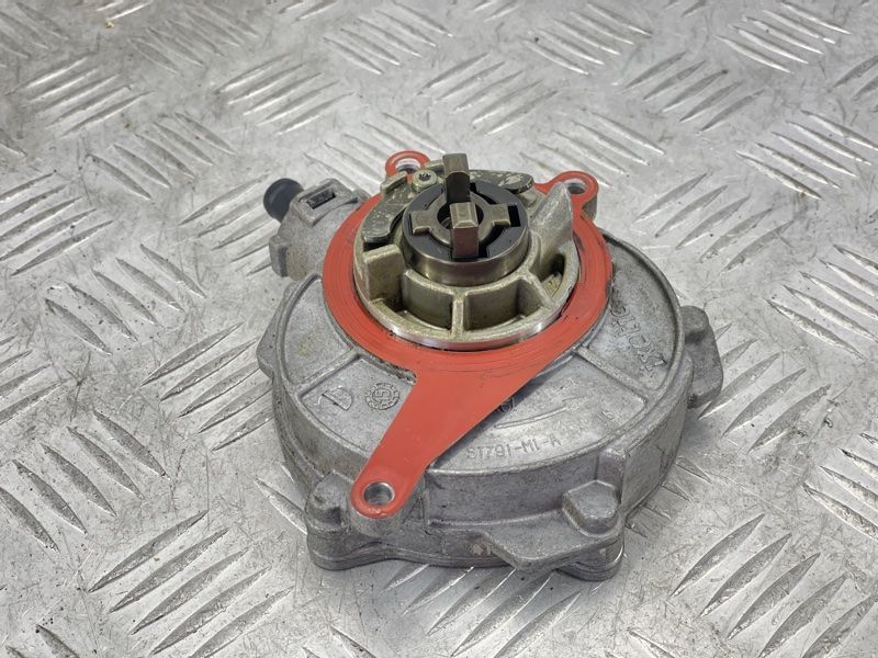 Вакуумний насос 06E145100Q Audi A7