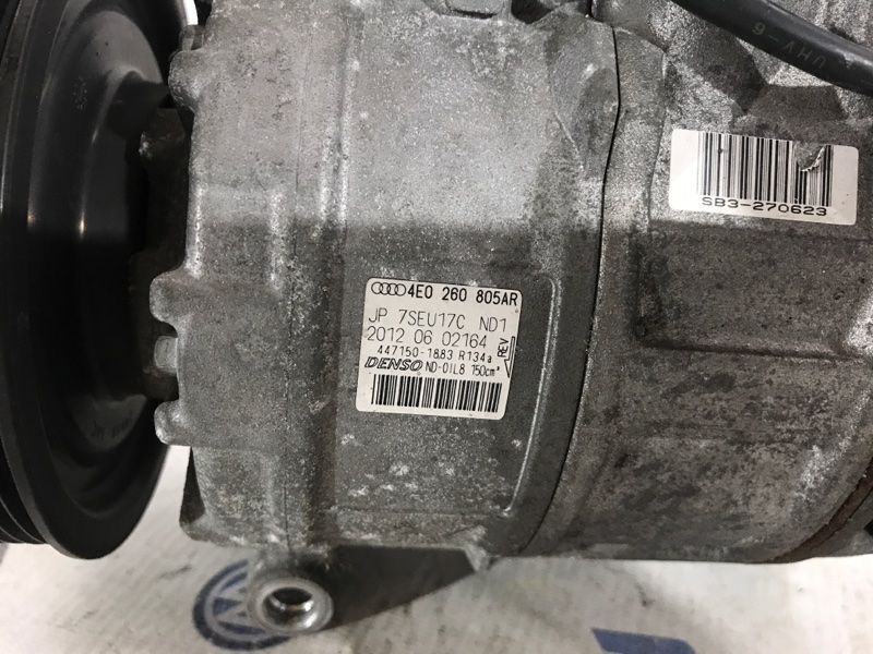 Компресор кондиціонера 4E0260805AR Audi Q7