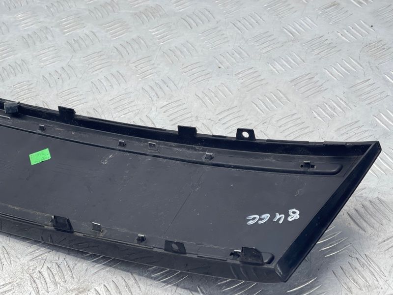 Накладка 4L0807287T94 Audi Q7