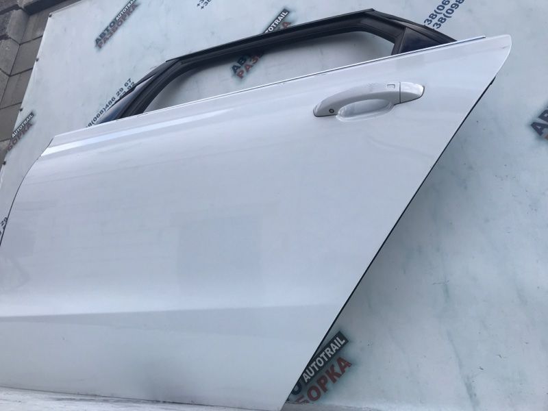 Двері 4H4833051D Audi A8