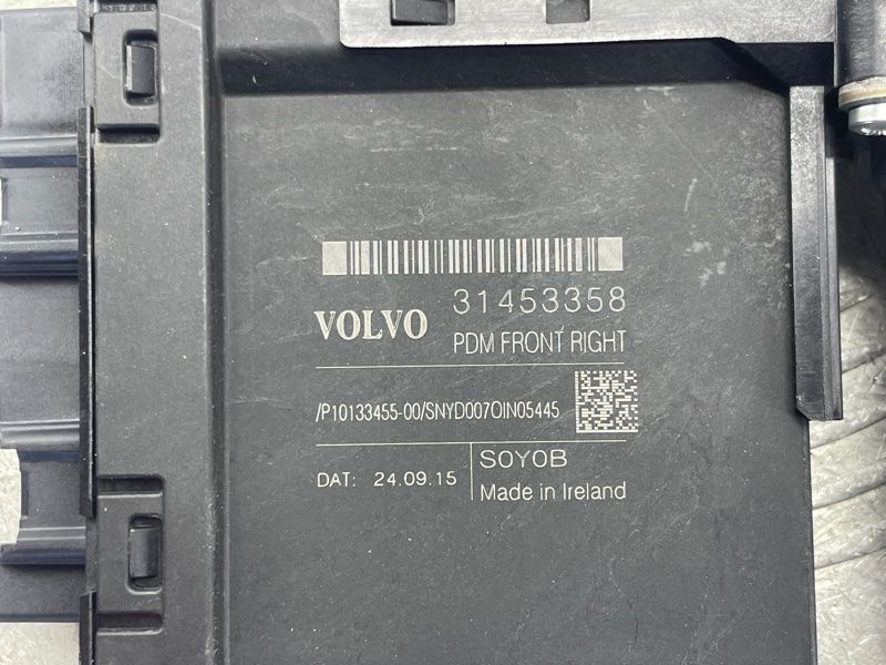 Блок керування дверей 31453358 Volvo XC90