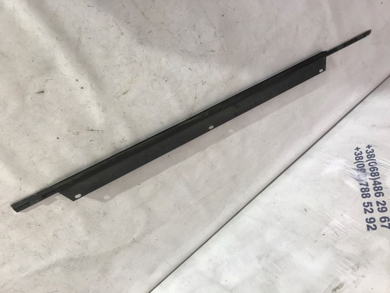 Молдинг дверей 4L0853283E Audi Q7