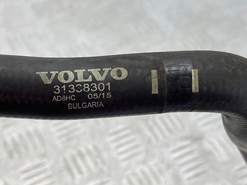 Шланг системы охлаждения 31338301 Volvo XC90