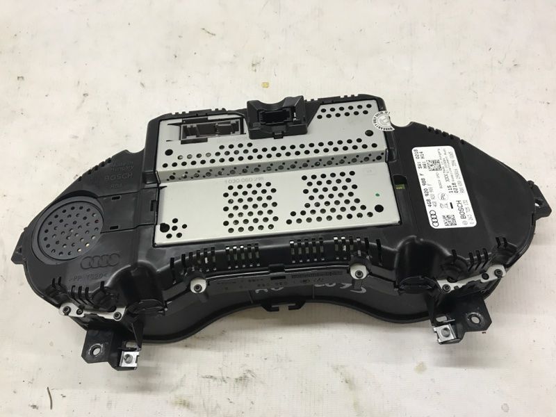 Комбинация приборов / Спидометр 4G8920988F Audi A6