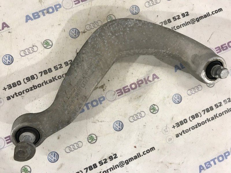 Важіль задньої підвіски поперечний верхній лівий 8K0505323H Audi A6 Audi A4, Audi A4 Allroad, Audi A5, Audi A6, Audi A7, Audi A8, Audi Q5, Audi RS5, Audi RS7, Audi S4, Audi S5, Audi S6, Audi S7, Audi S8, Audi SQ5