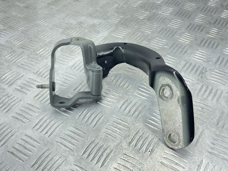Петля кришки багажника права 4M0827300C Audi Q7 Audi Q7, Audi SQ7