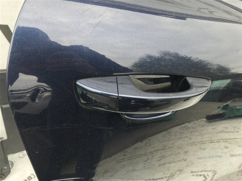 Двері 7P0833056A Volkswagen Touareg