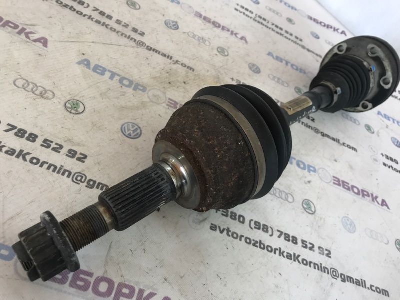 Полуось 7L0407271F Audi Q7