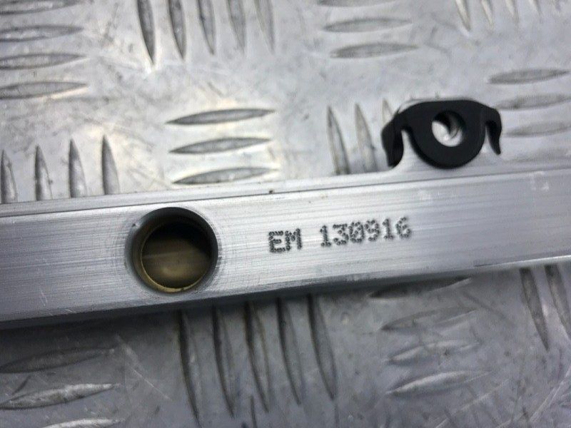 Топливная рампа 6G9N9H487AH Volvo XC60 Volvo S60, Volvo S80, Volvo V60, Volvo XC60, Volvo XC70, Volvo XC90