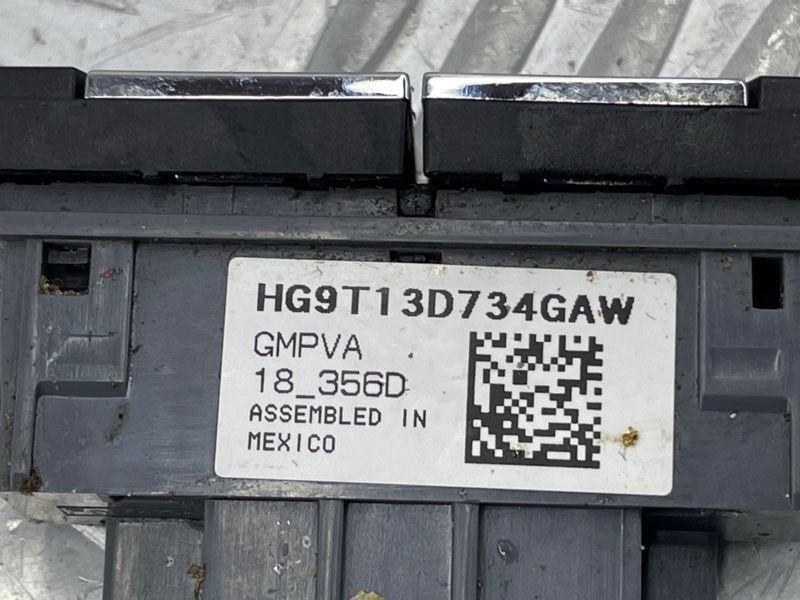Кнопка HG9T13D734GAW Ford Escape