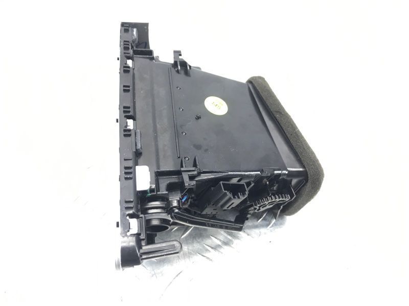 Дефлектор воздуховода 4G18209026PS Audi A6