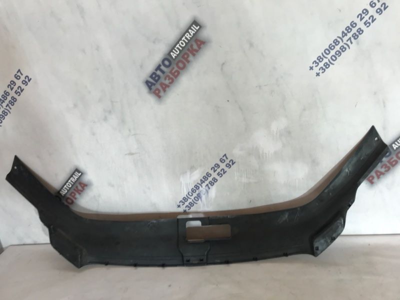 Накладка радіатора 4L0807081 Audi Q7