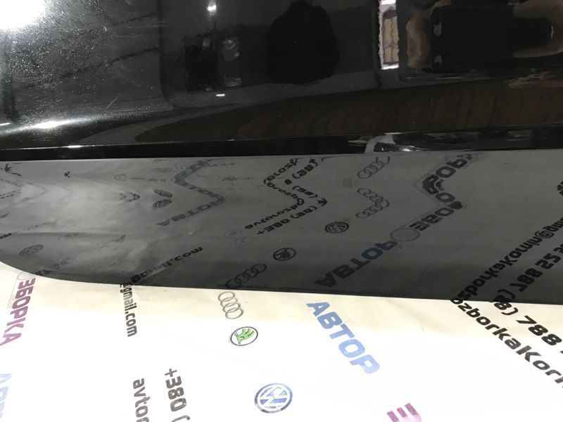 Двері 4G8833052A Audi A7