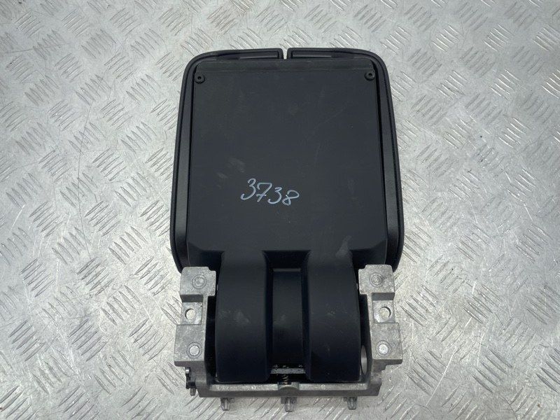 Підлокітник 4M0864207AF38M Audi Q7