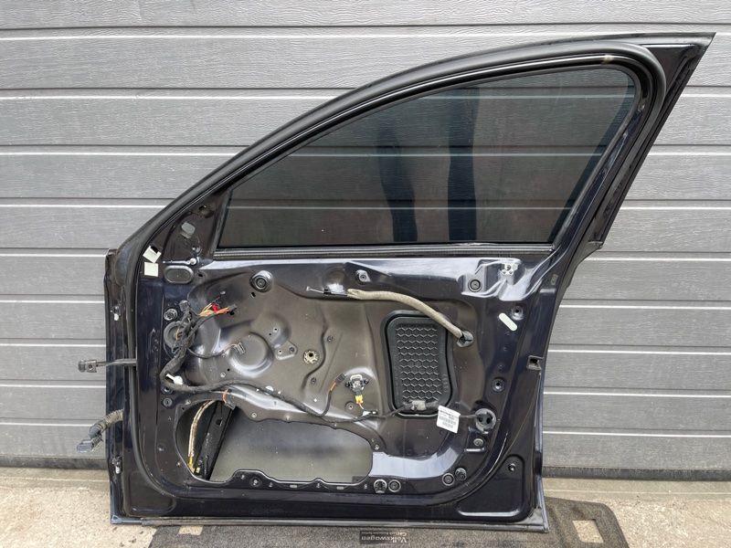 Двері 4G0831052 Audi A6