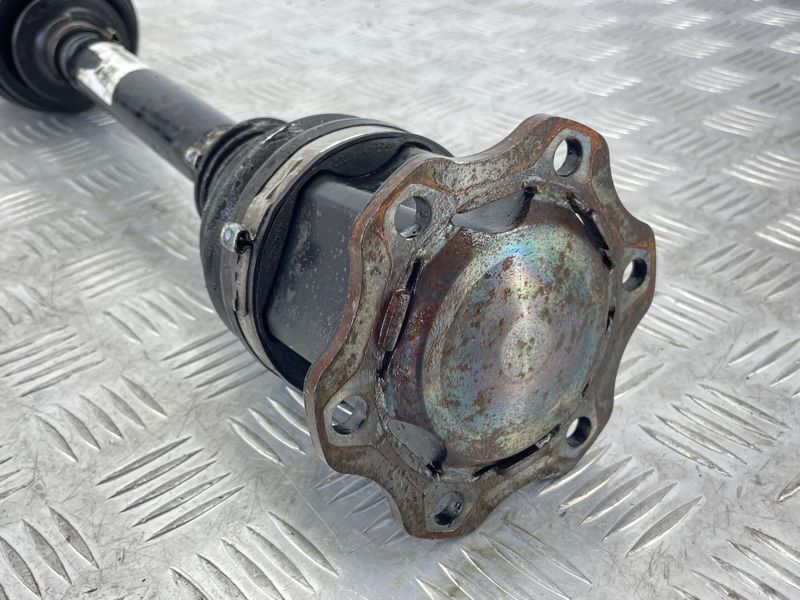 Полуось 4M0407271D Audi Q7