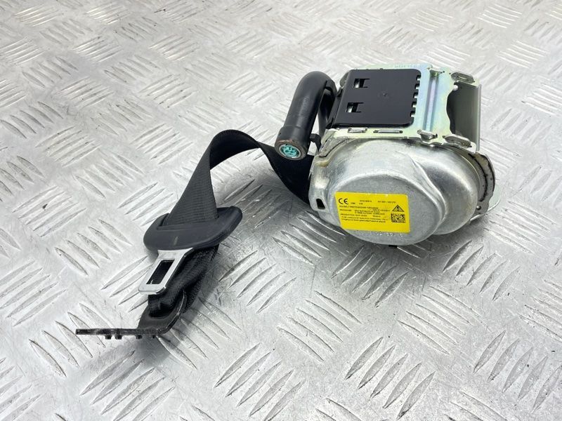 Ремінь безпеки сидіння 2-го ряду 8W0857806AV04 Audi A4