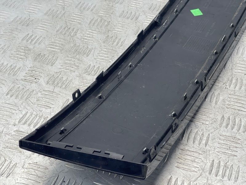 Накладка 4L0807287T94 Audi Q7