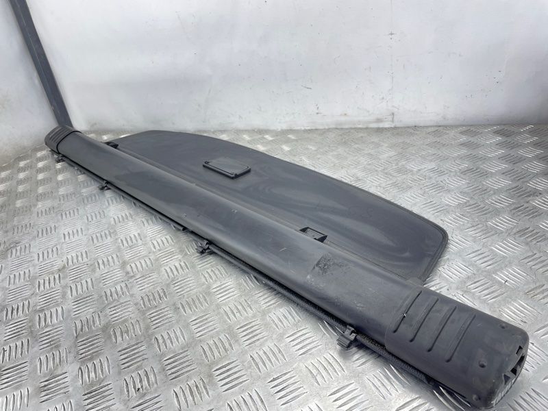 Шторка багажника 7P6867773H45W Volkswagen Touareg