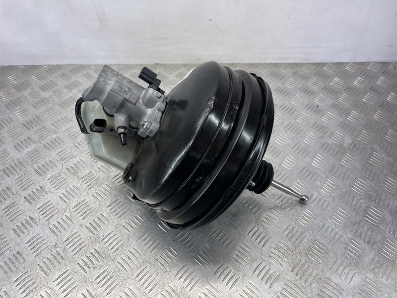 Вакуумный усилитель тормозов 7P5612105C Volkswagen Touareg