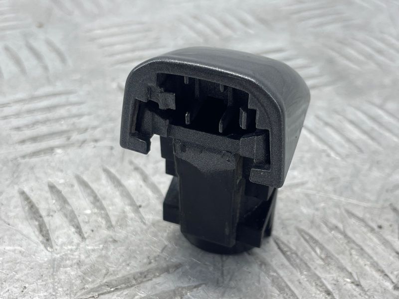 Ковпачок ручки дверей 8T0837167A Audi Q5