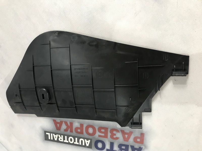 Накладка центральной консоли 5C1863045B Volkswagen Beetle