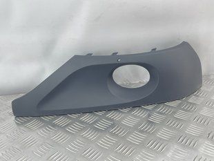 Накладка противотуманной фары 7P6807490BGRU Volkswagen Touareg