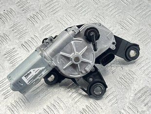 Мотор склоочисника Audi Q7