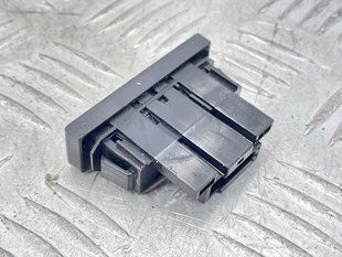 Кнопка HG9T11B573BAW Ford Escape