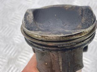 Поршень с шатуном 06E107065DM Audi S4