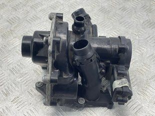 Помпа водяна 06L121111M Audi A4