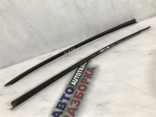 Уплотнитель лобового стекла 4G8854328 Audi A7