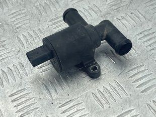 Клапан електромагнітний 4H0121671D Audi A6
