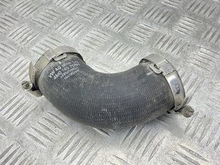 Патрубок интеркулера 4M0145708H Audi Q7