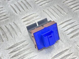 Кнопка кришки багажника і лючка паливного бака 3C0959903BREH Volkswagen CC