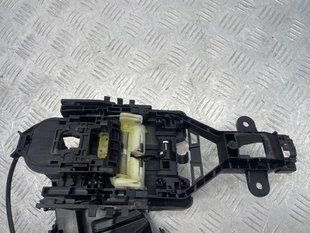 Кронштейн зовнішньої ручки дверей пасажира 31378254 Volvo XC90 Volvo S90, Volvo V90, Volvo V90 Cross Country, Volvo XC60, Volvo XC90