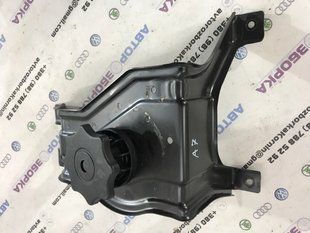 Кронштейн крепления запасного колеса 4G0802715 Audi A7
