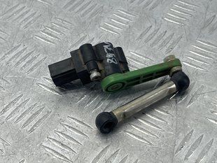 Датчик положення кузова 7L0616571 Volkswagen Touareg